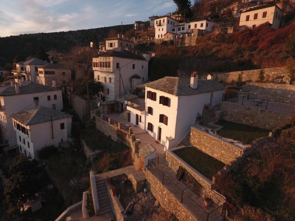 1822 Makrinitsa Suites Exteriér fotografie