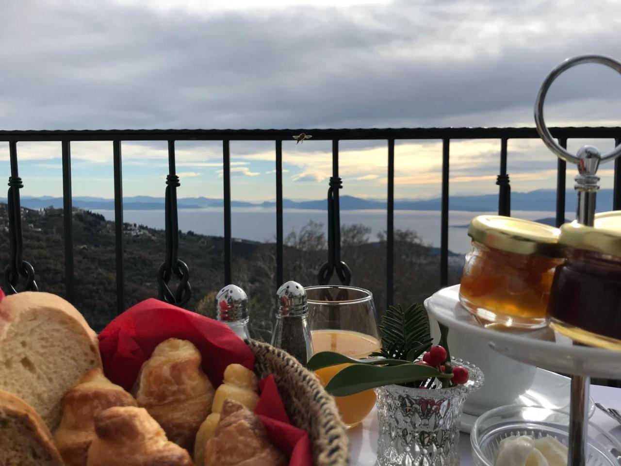 1822 Makrinitsa Suites Exteriér fotografie